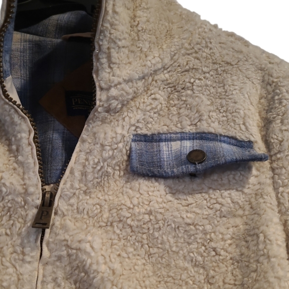 Pendleton Size M Sherpa Fleece Coat - Picture 2 of 6